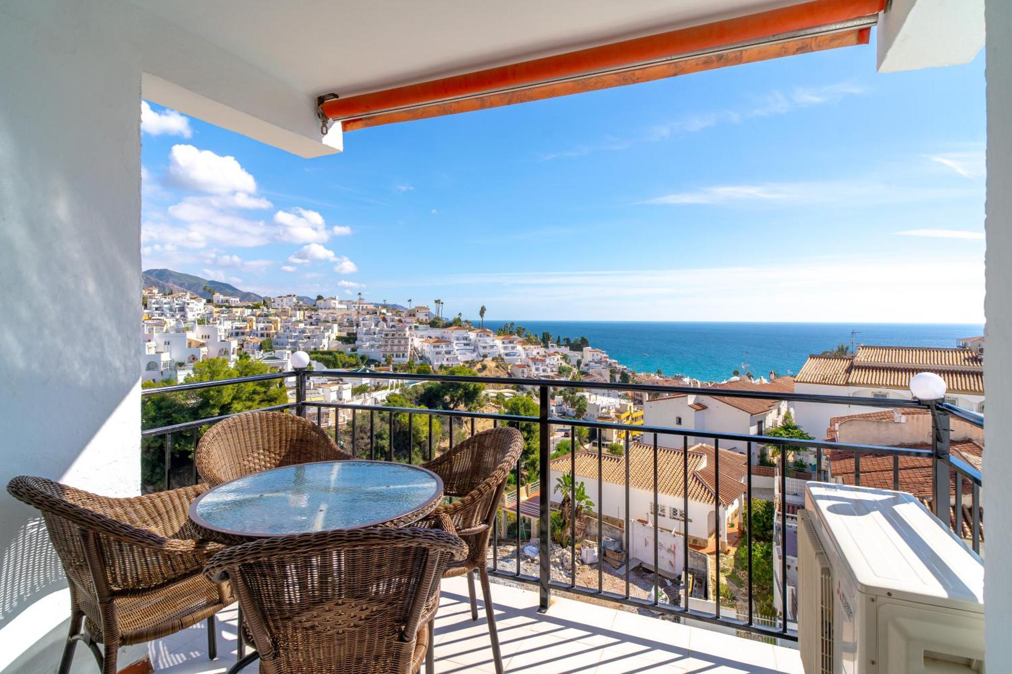 Miami 44 Seaview Casasol Apartment Нерха Екстериор снимка