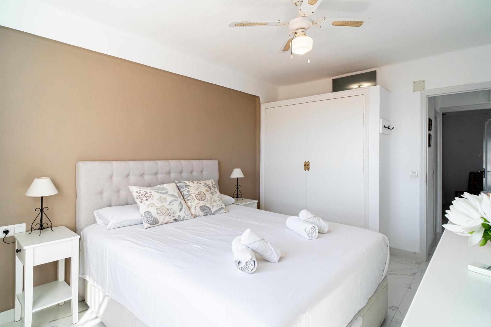 Miami 44 Seaview Casasol Apartment Нерха Екстериор снимка