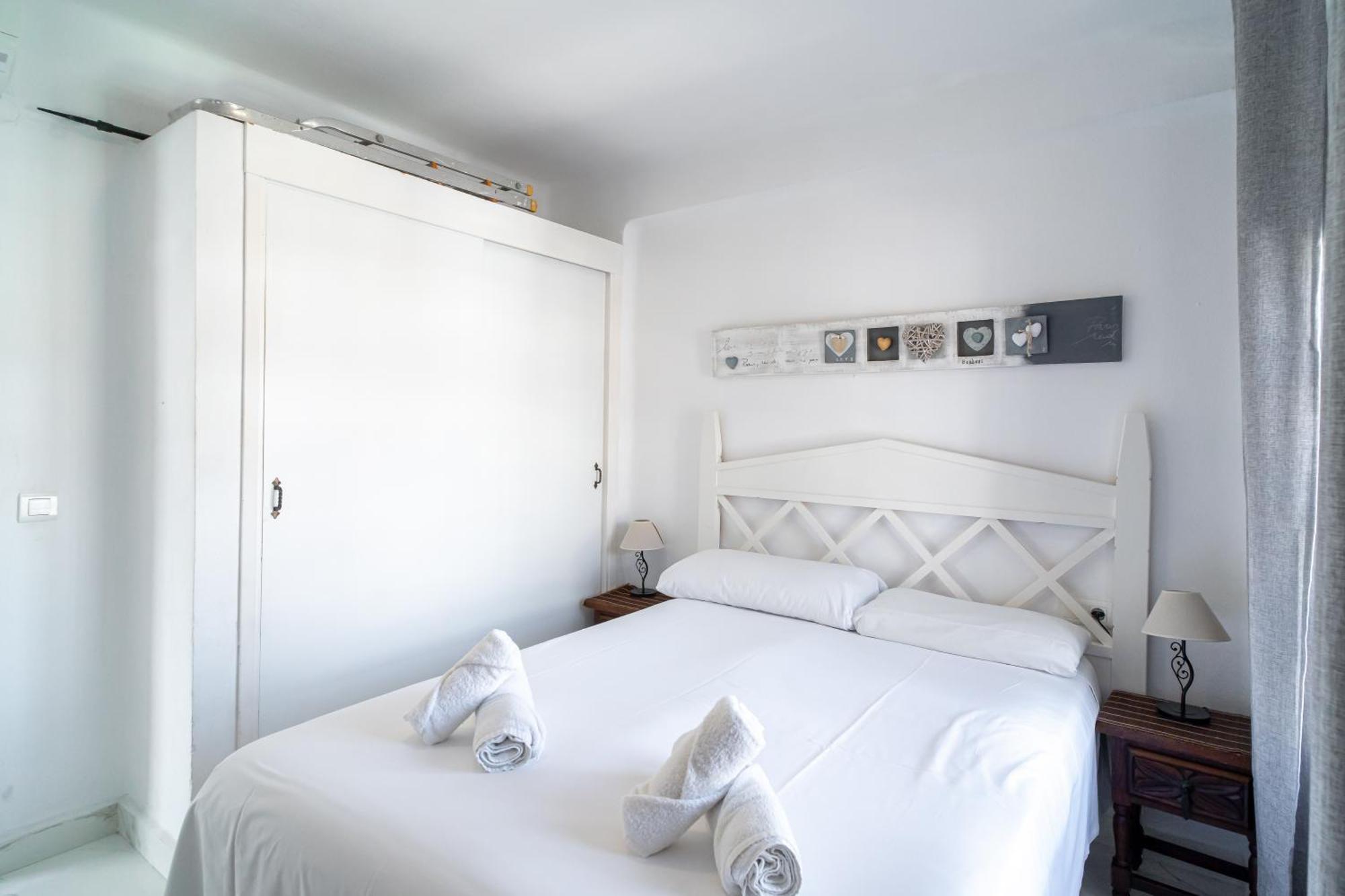 Miami 44 Seaview Casasol Apartment Нерха Екстериор снимка